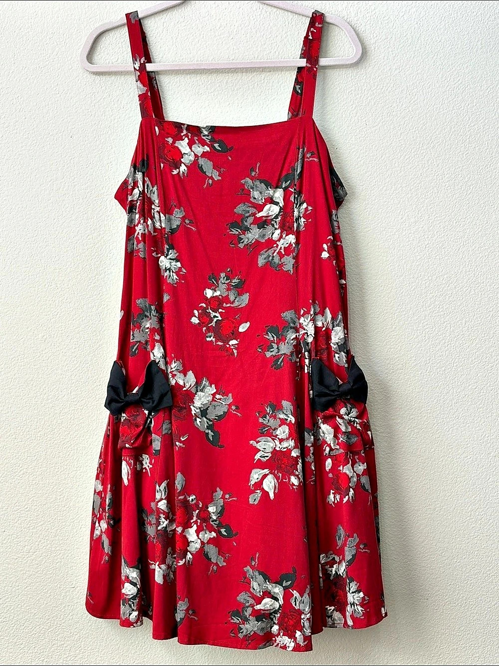 Retro Chic by Torrid Floral Mini Dress in Red & Gray Size 12